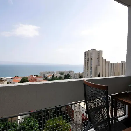 Bonium Apartment *